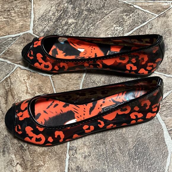 New in Box Iron Fist Orange Power Peep Toe Flat Sz 5 - Picture 2 of 14